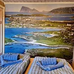 Ved Havet Pa Brensholmen, Naer Sommaroy, 펜션 *