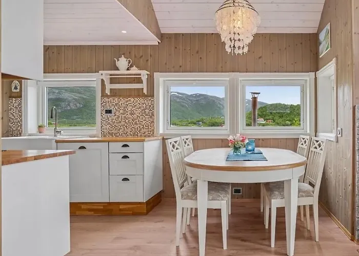 Ved Havet Pa Brensholmen, Naer Sommaroy, Tatil Evi *