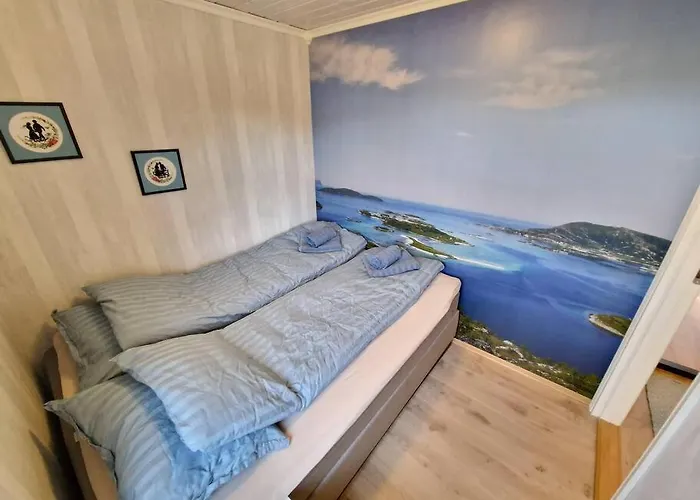 Casa de Férias Ved Havet Pa Brensholmen, Naer Sommaroy, *