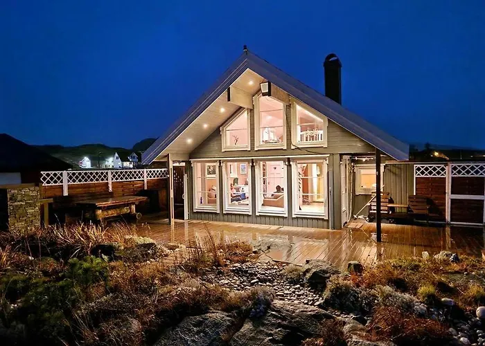 Casa de Férias Ved Havet Pa Brensholmen, Naer Sommaroy,