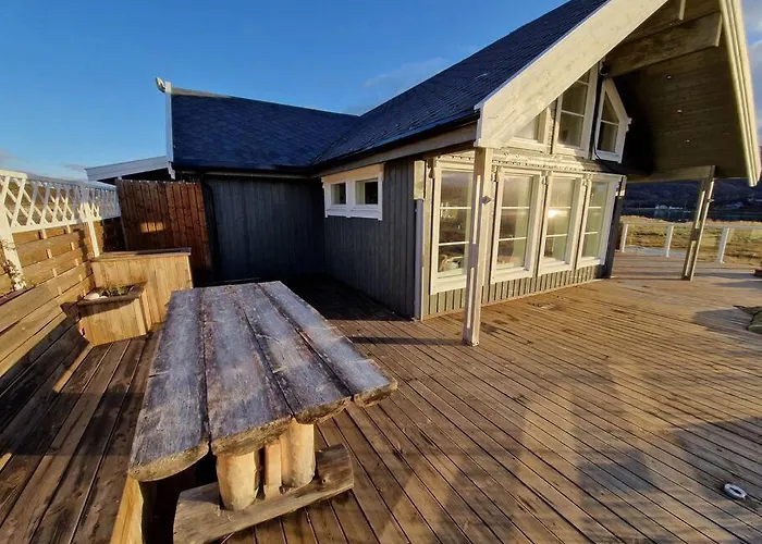 Ved Havet Pa Brensholmen, Naer Sommaroy, Tromsø
