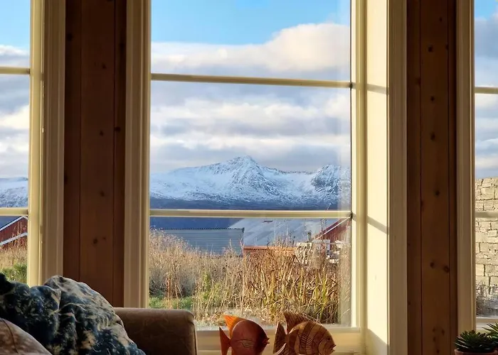 Casa de Férias Ved Havet Pa Brensholmen, Naer Sommaroy, Tromsø